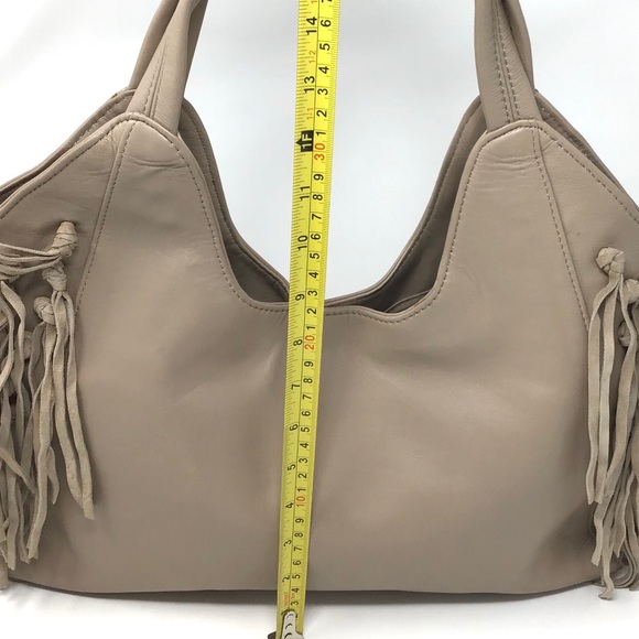 SALE❗️BOHO CHIC TASSELED LEATHER BAG/TOTE - Picture 10 of 16